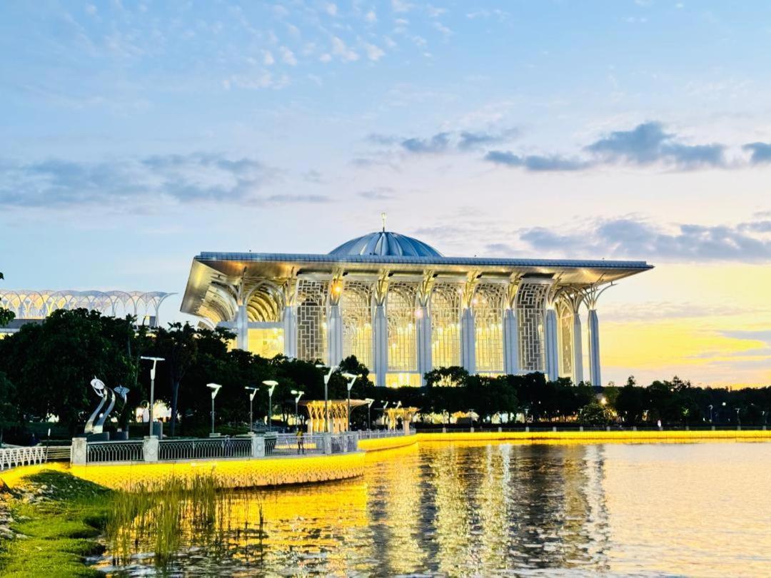 Enclave Business Hotel Putrajaya Eksteriør billede